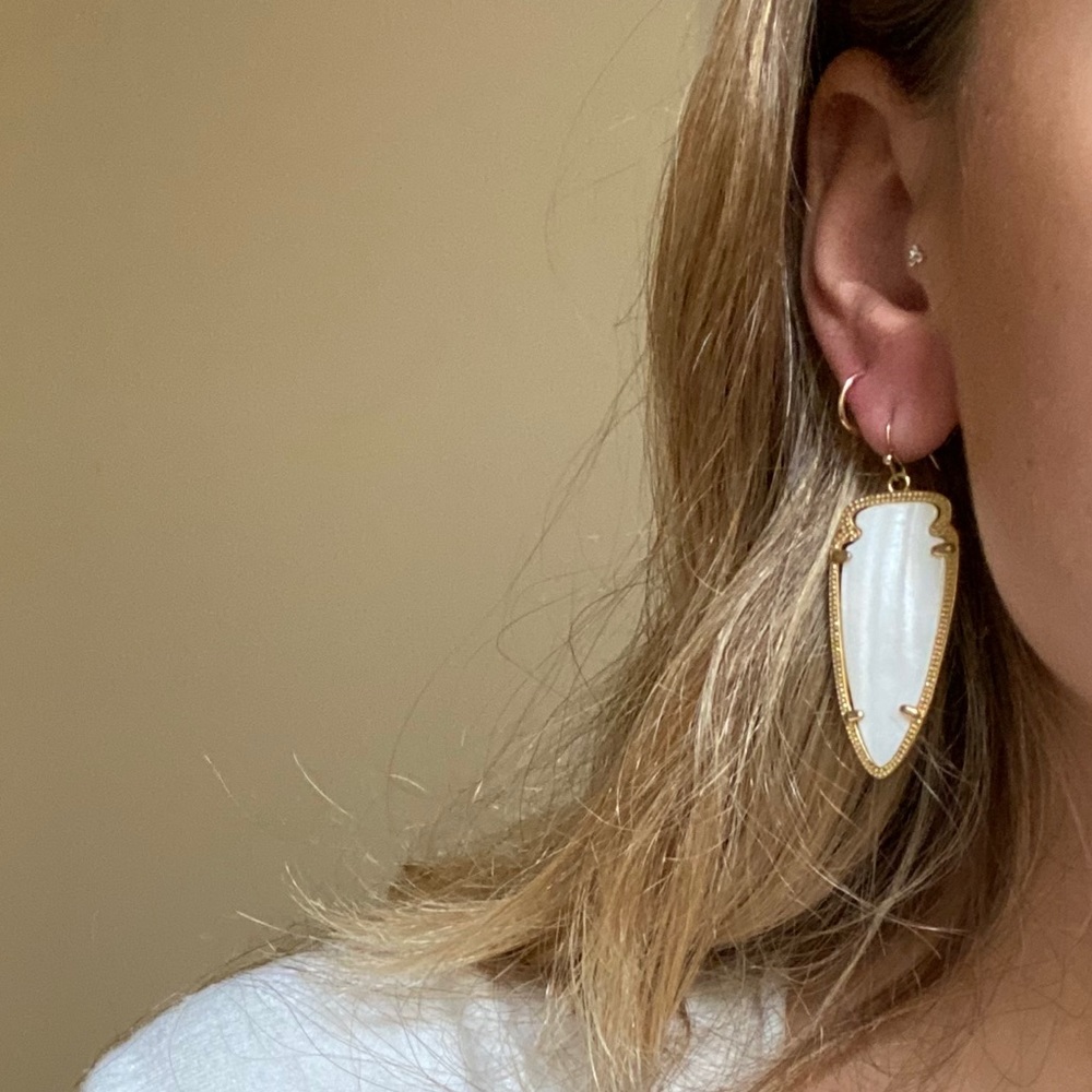 Kendra Scott white arrowhead earrings